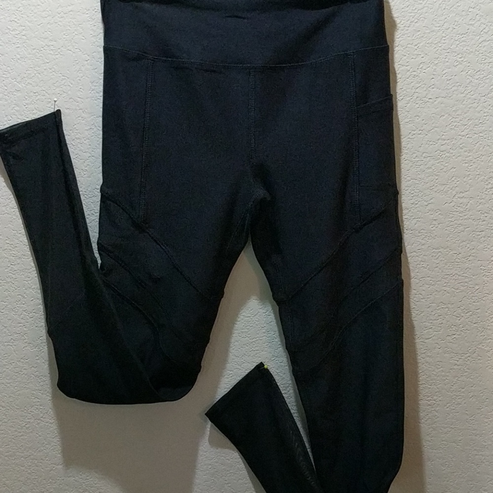 Yoga pants